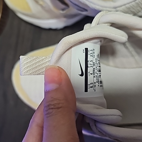 2×$50 Nike renew size 6.5 - Picture 4 of 5